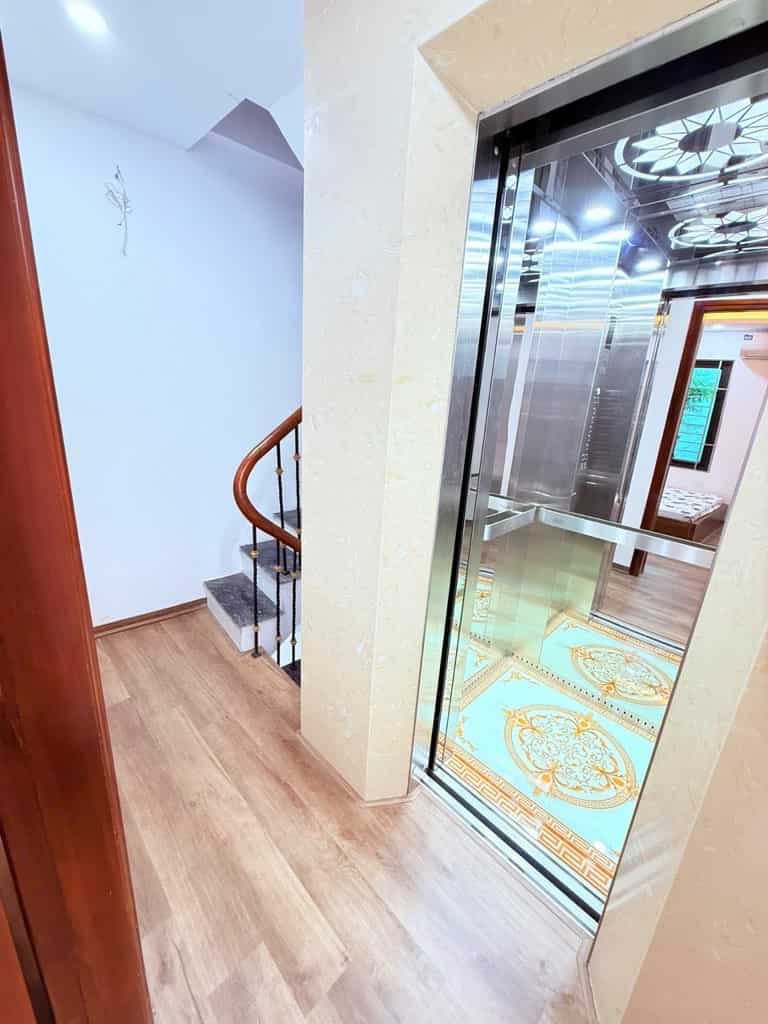 Bán nhà  Mặt ngõ thông, ô tô - kinh doanh, 40m chỉ nhỉnh 6 tỷ